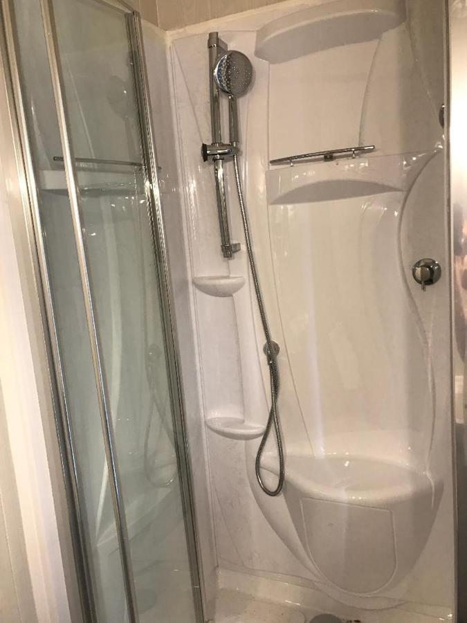Hotel Du Viaduc Le Vigeant Eksteriør bilde